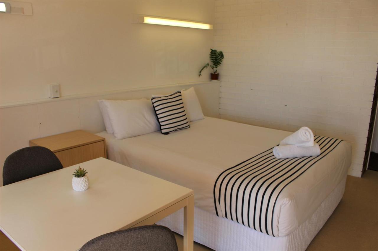 Camden Motor Inn Mermaid Beach Eksteriør billede
