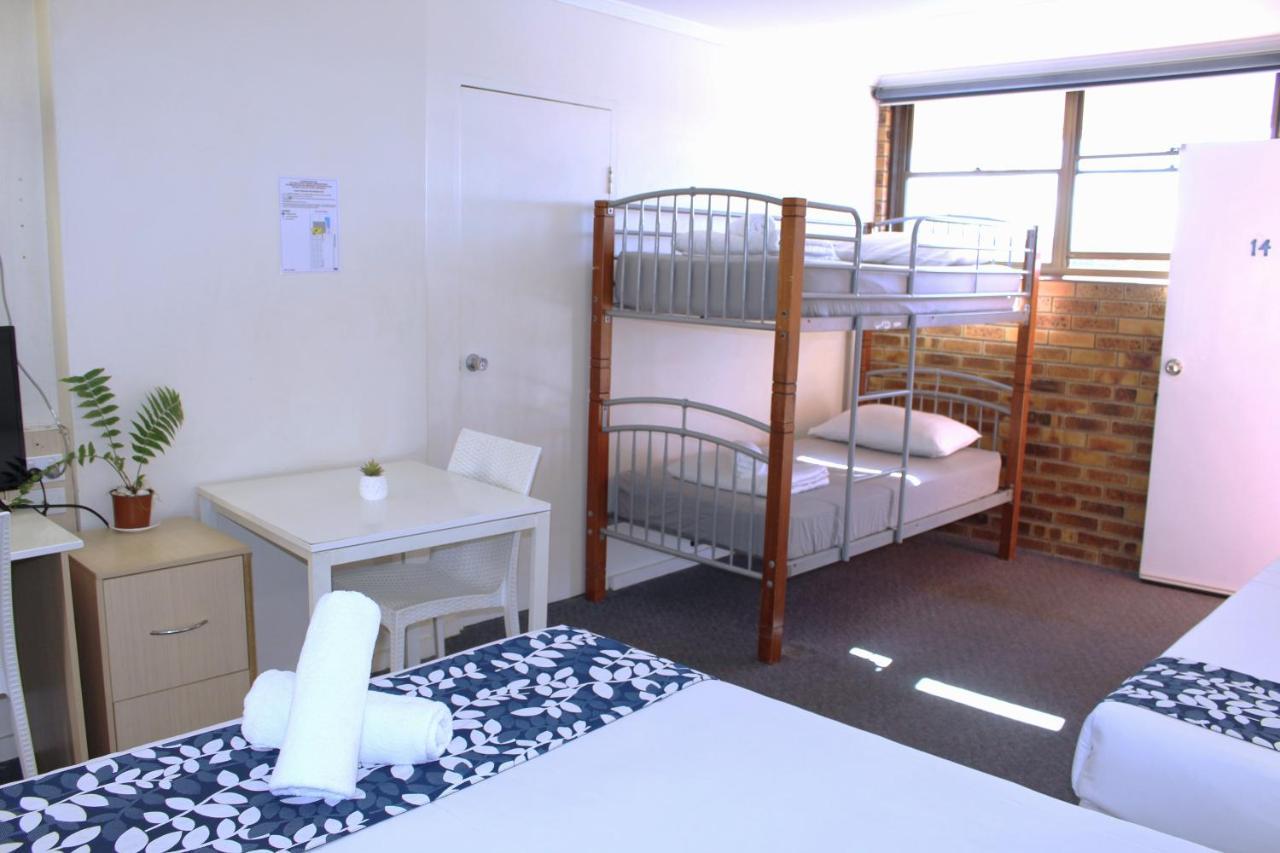Camden Motor Inn Mermaid Beach Eksteriør billede